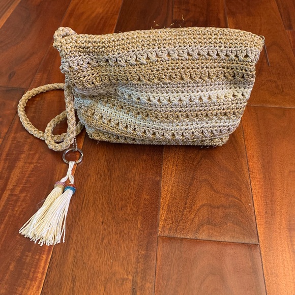 Purse. Multicolor, crocheted purse with shoulder strap and tassel accent. - Picture 2 of 5